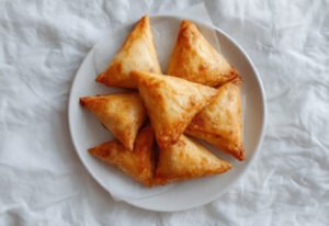 Beef Samosa ( 3 pieces )